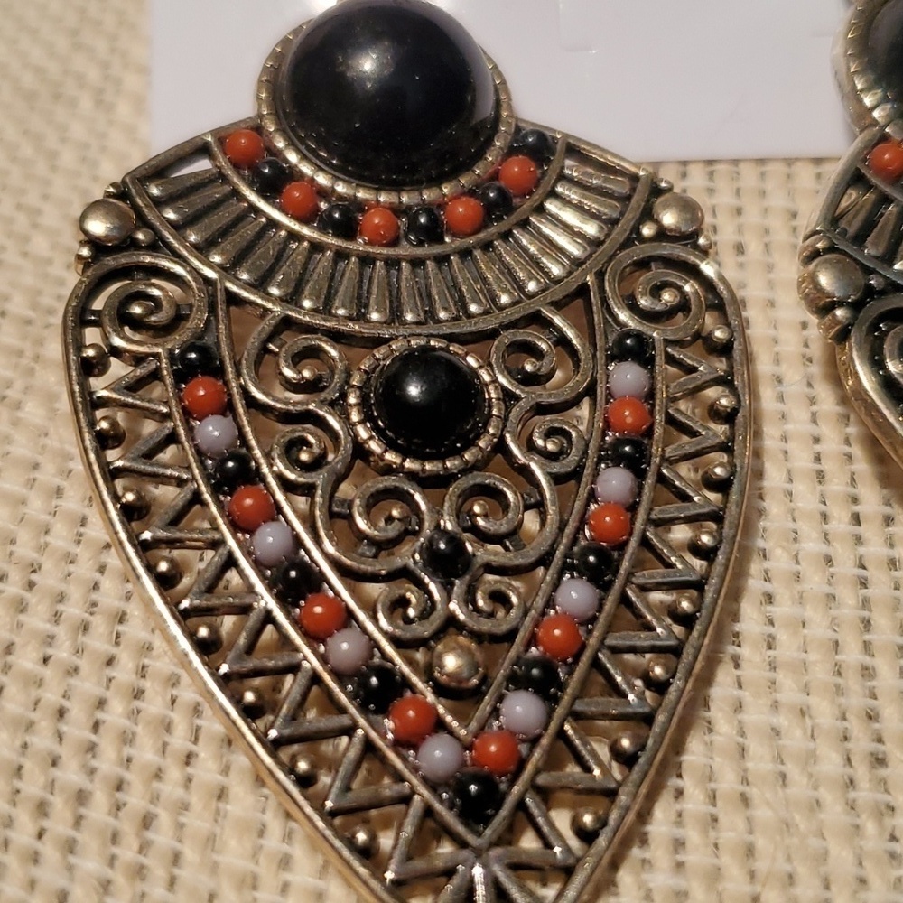 🔱 NIB INDIAN THEME EARRINGS - Picture 4 of 7